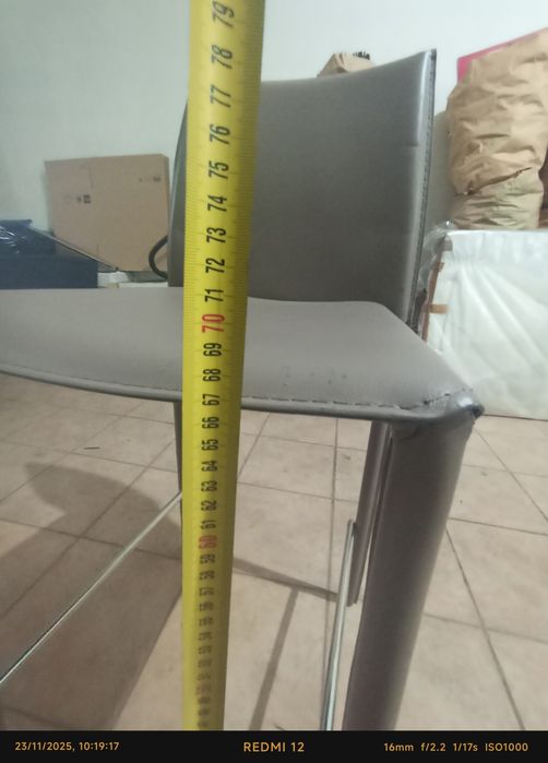 Cadeiras de bar em pele