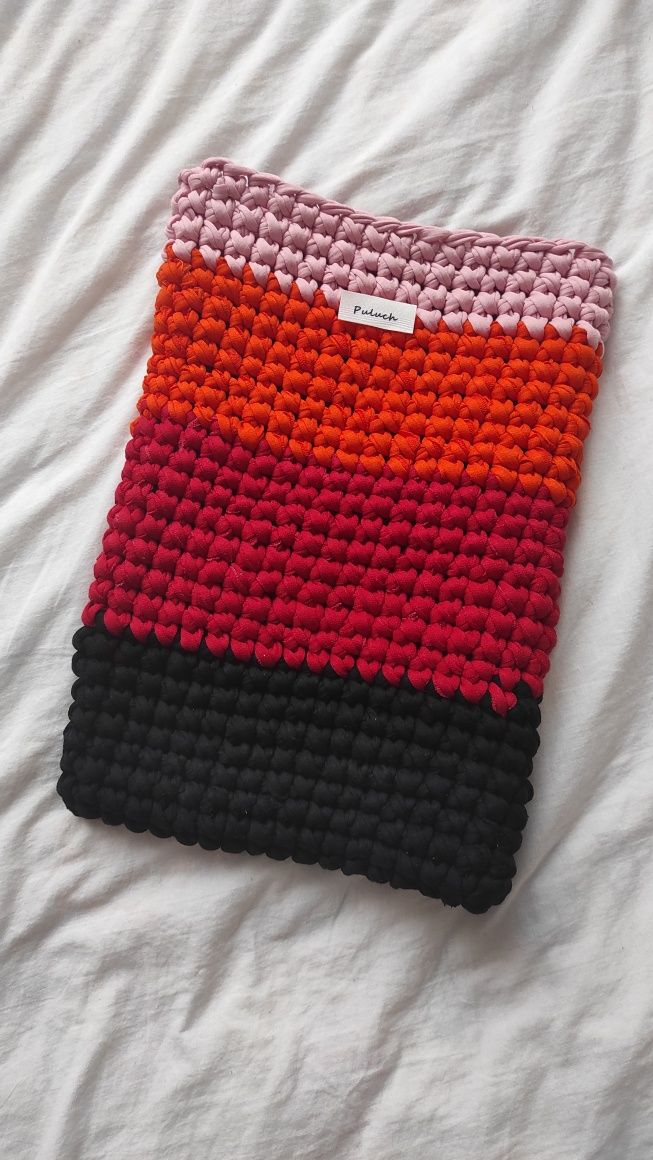 Kolorowy pokrowiec na telefon