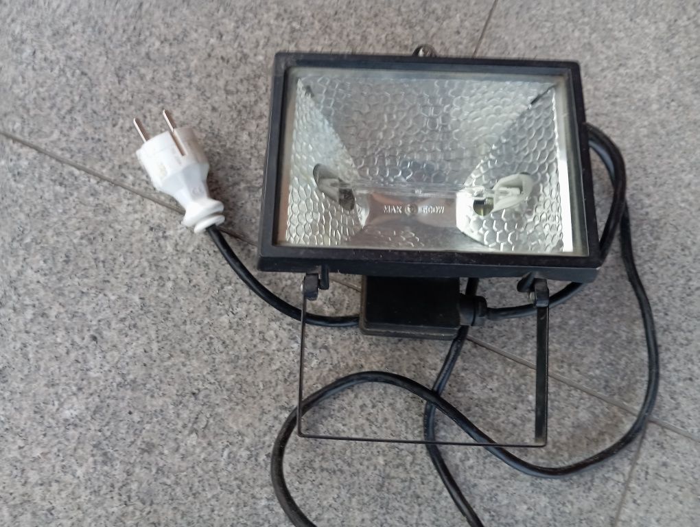 Lampa Halogen z kablem