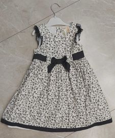 Elegancka sukienka letnia dziewczęca 98
