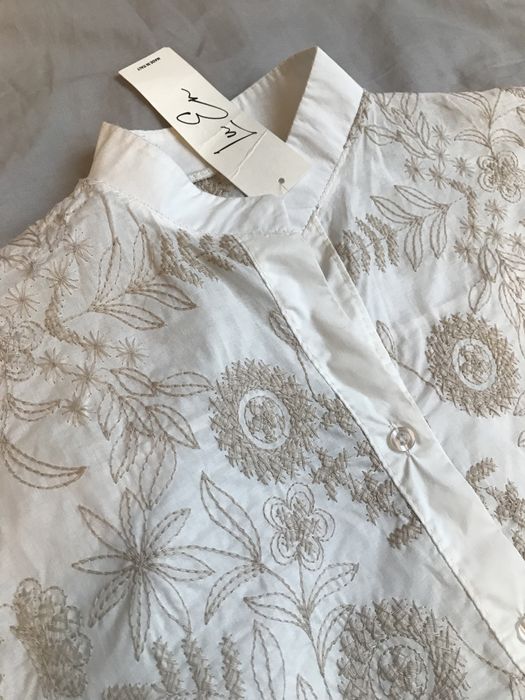 Lu en, piekna, haftowana koszula moda włoska
