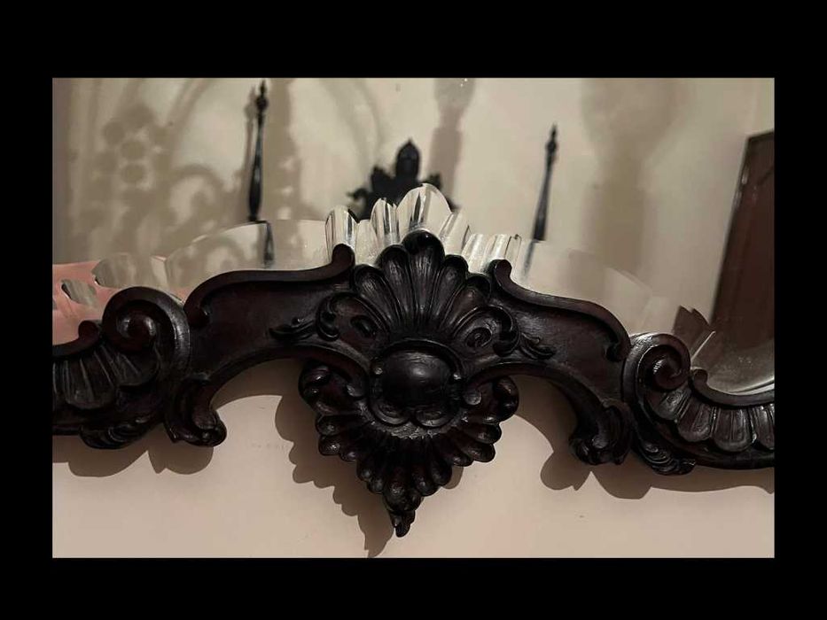 Espelho em madeira escura antigo/vintage