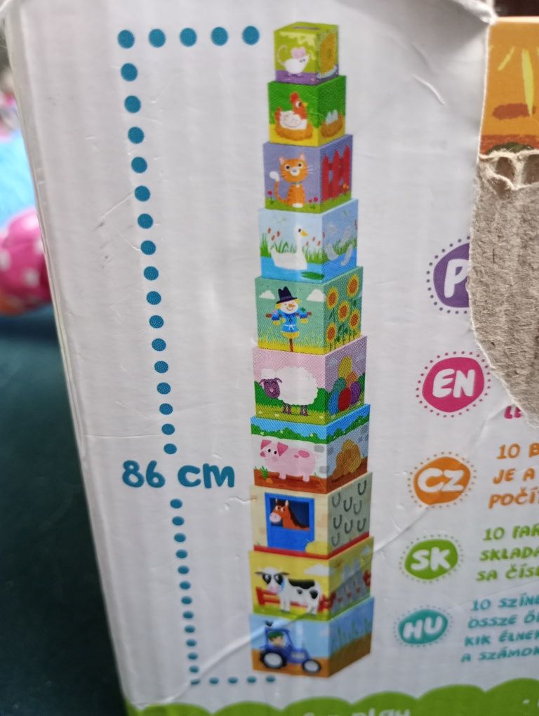 Pudełka kostki wieża dla dziecka