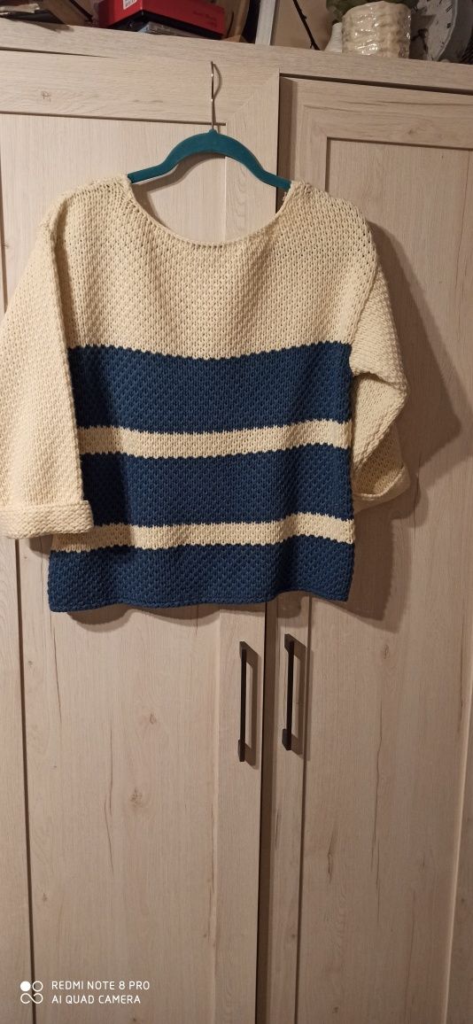 Sweterek size 40/L
