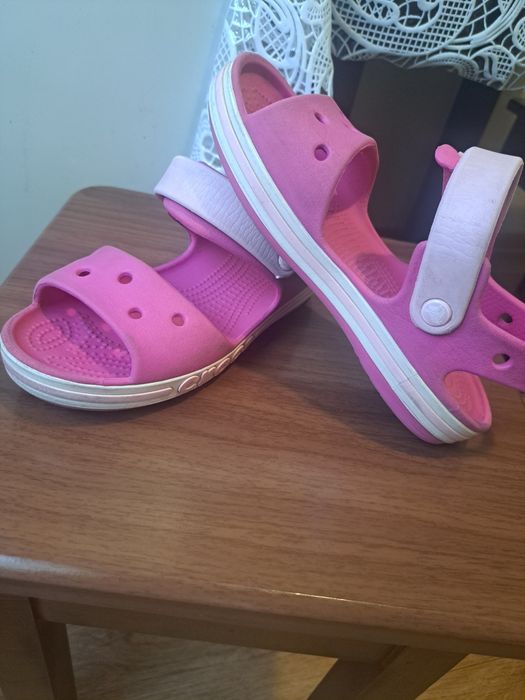 Босоніжки Crocs J1