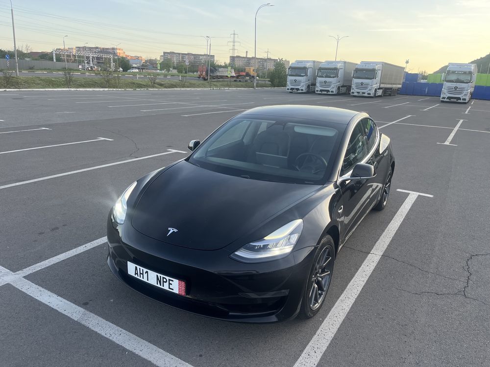Tesla Model 3 Long Range Dual Motor