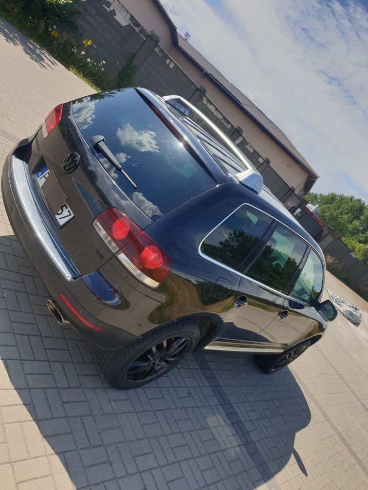 Volkswagen Touareg 4.2 v8 MPI z LPG hak 3500t.
