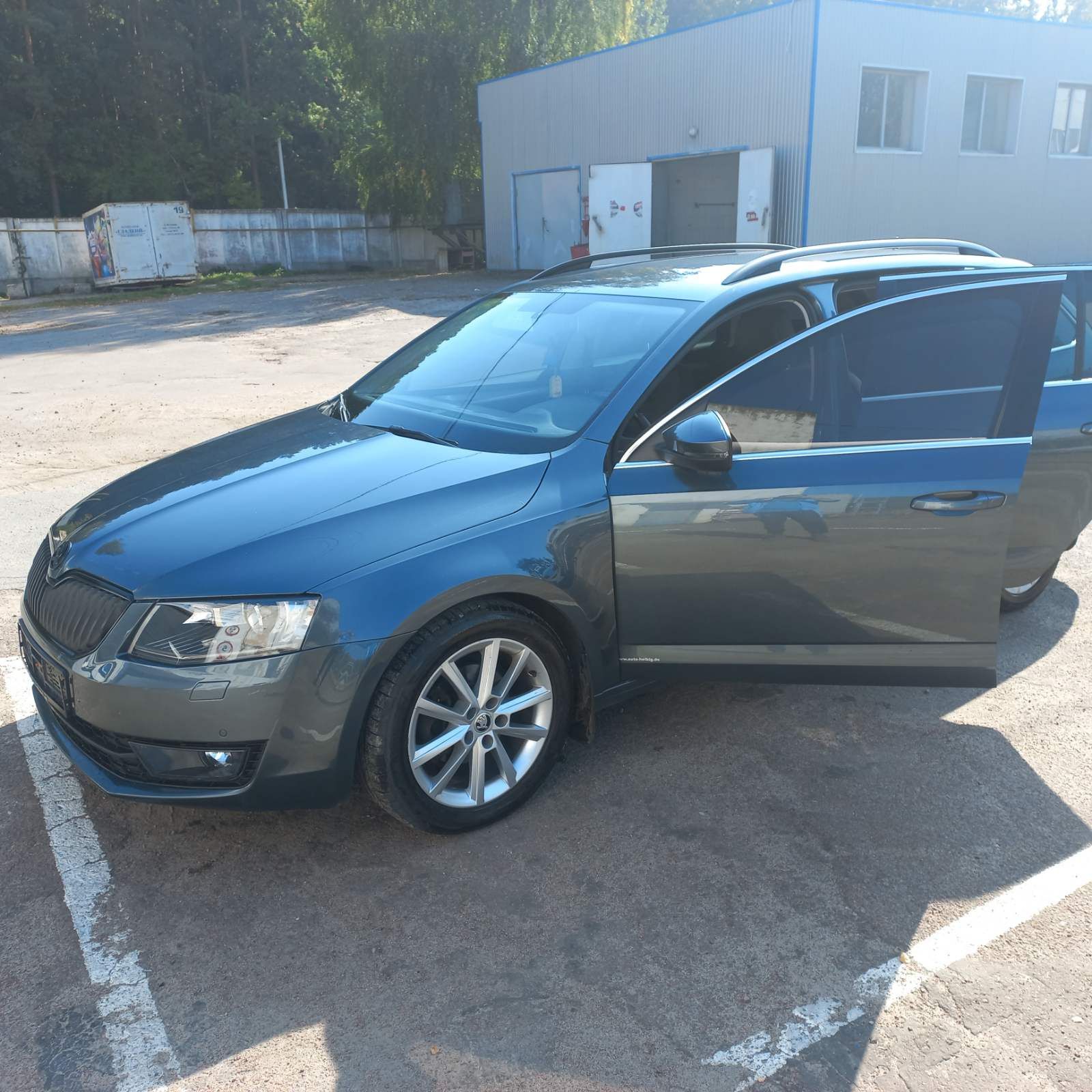 Продам skoda octavia