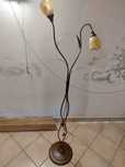 Lampa pokojowa stojąca