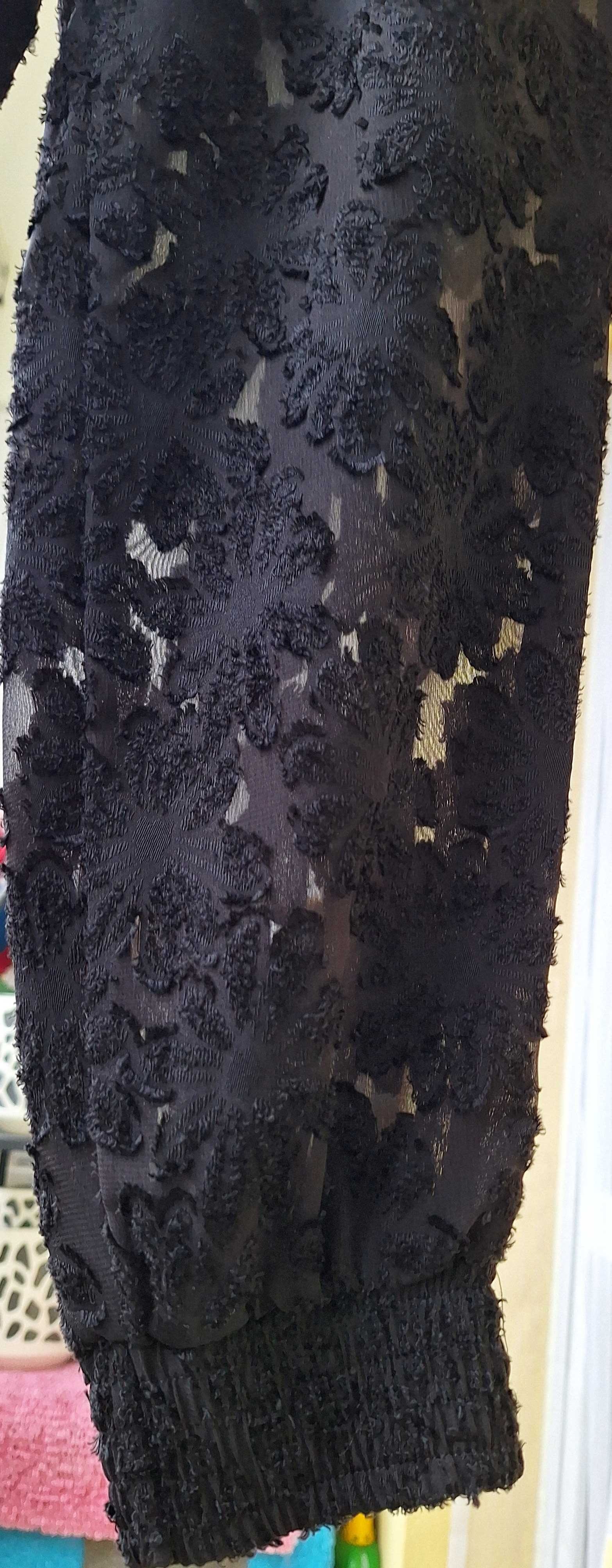 Czarne koronkowe spodnie Zara Basic