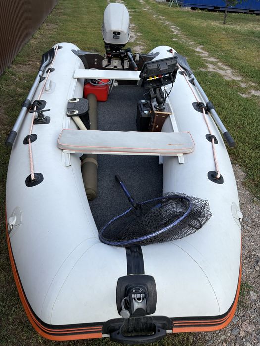 Комплект лодка+ мотор+ехолот(KOLIBRI,MERCURY,LOWRANCE)