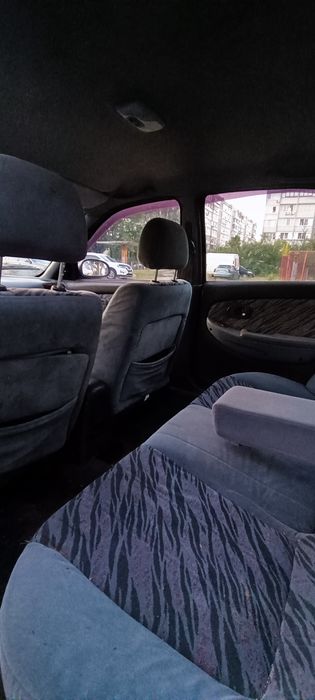 Продам kia clarus 1.8 бензин