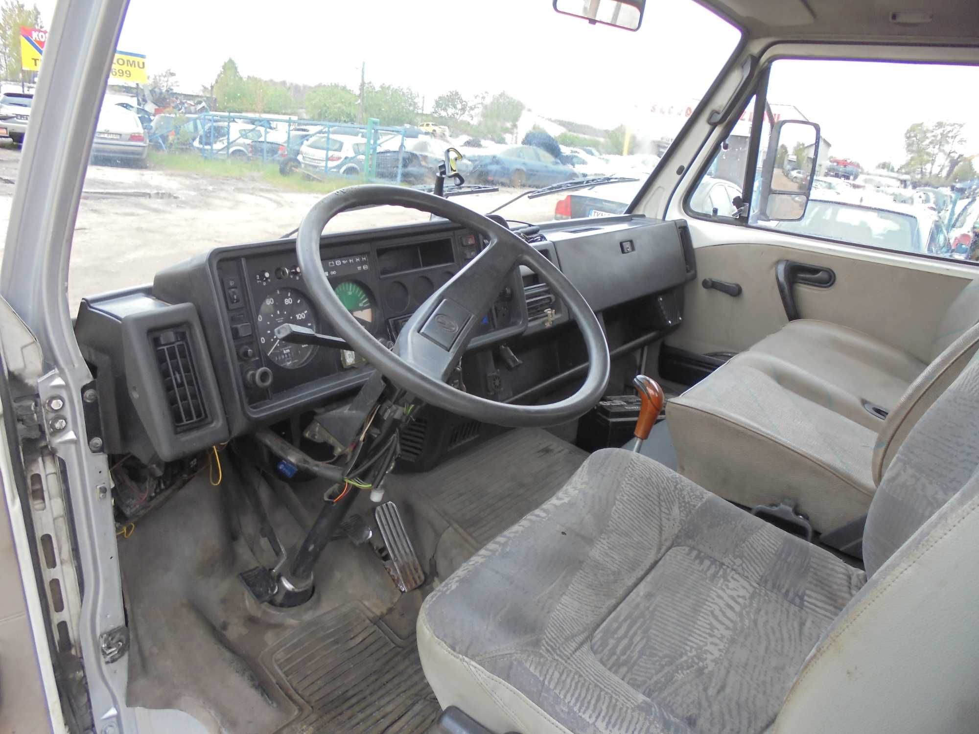 Volkswagen LT 55 2.4 D 1995 Laweta Najazd Platforma Holowanie KAT. C