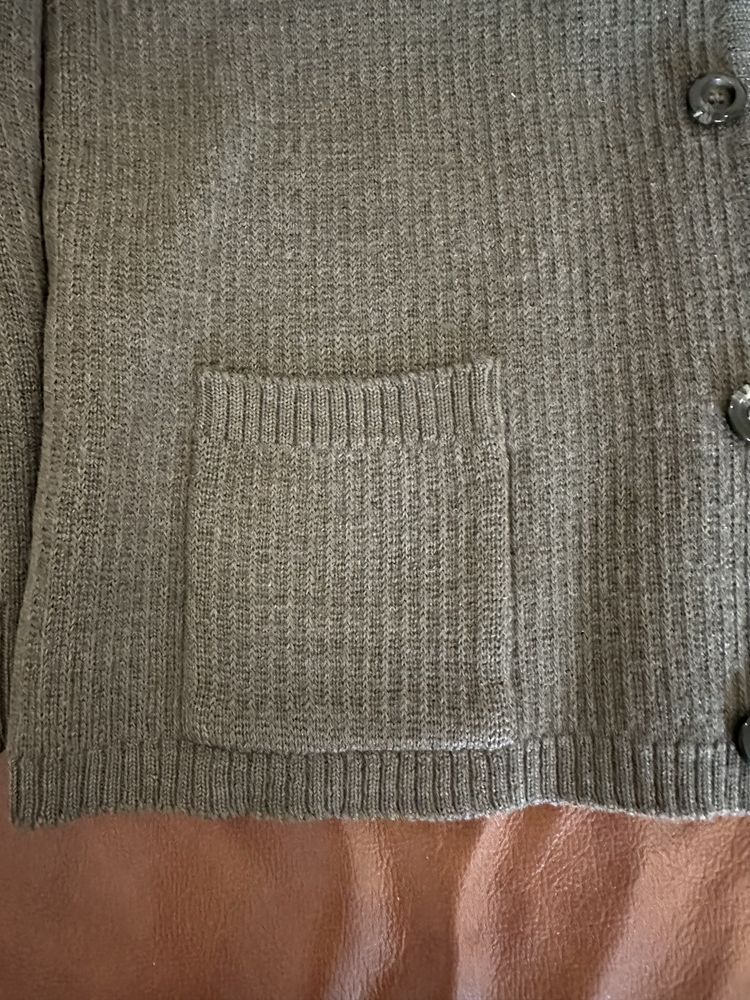 Sweter zapinany Beer Strickmodern 100%wełna Unisex, stary, klasyczny