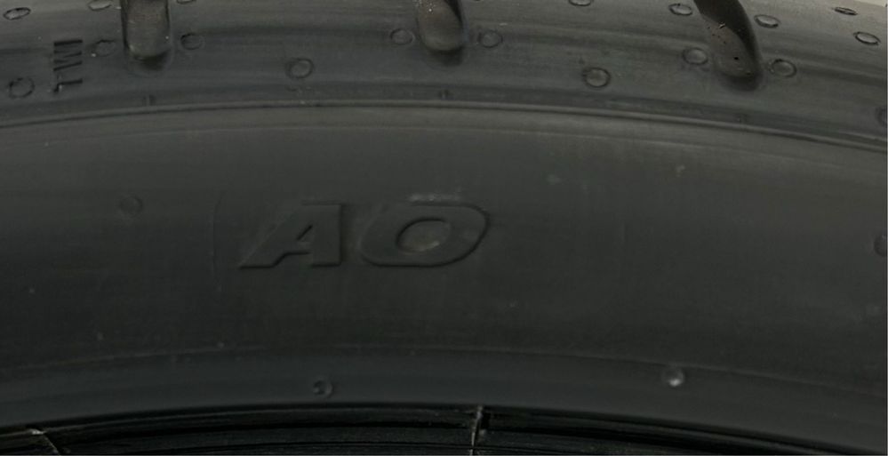 245/35r19 Pirelli P zero (PZ4) 93Y XL AO