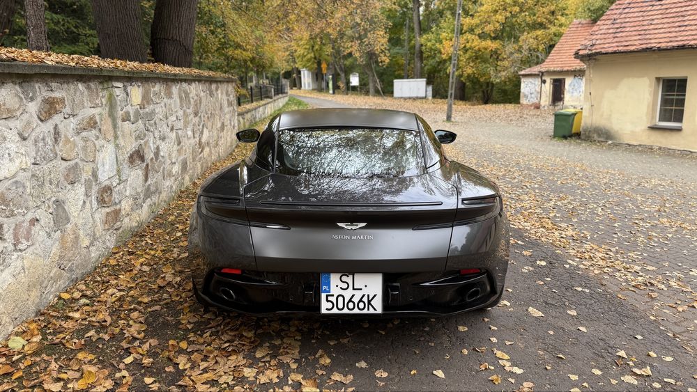 Aston Martin DB11 V12 5.2 twin turbo 608km PPF zamiana