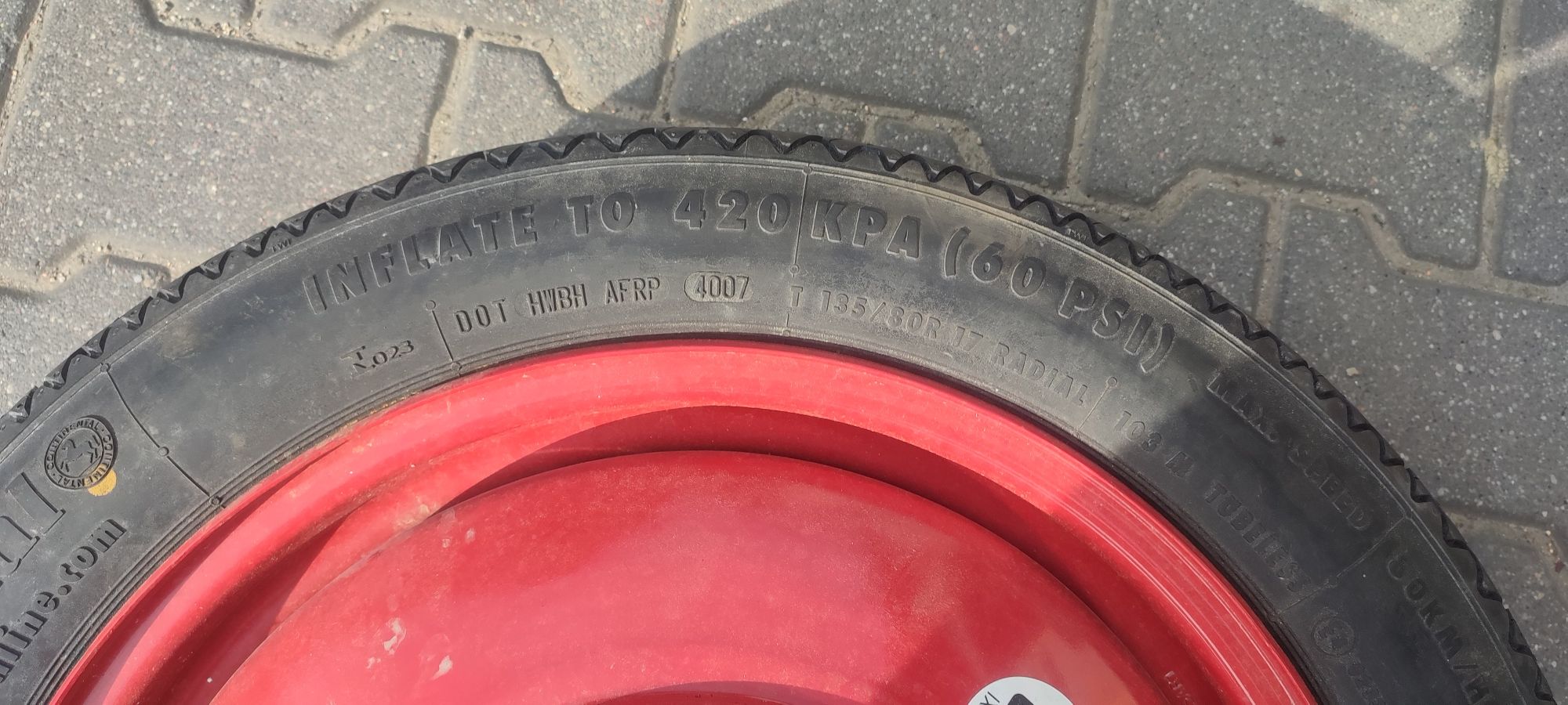 Koło dojazdowe Peugot 5008. Opona 135/80R17