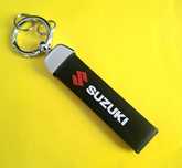 -> NOWY Breloczek SUZUKI brelok do kluczy kluczyka zawieszka tuning