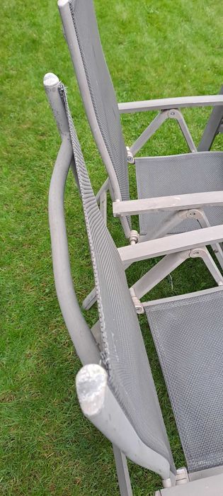 Stół ogrodowy z 4 krzesłami-leżakami szkło hartowane