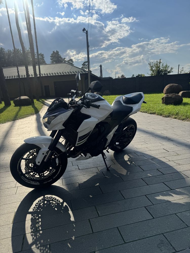 Мотоцикл Kawasaki z800