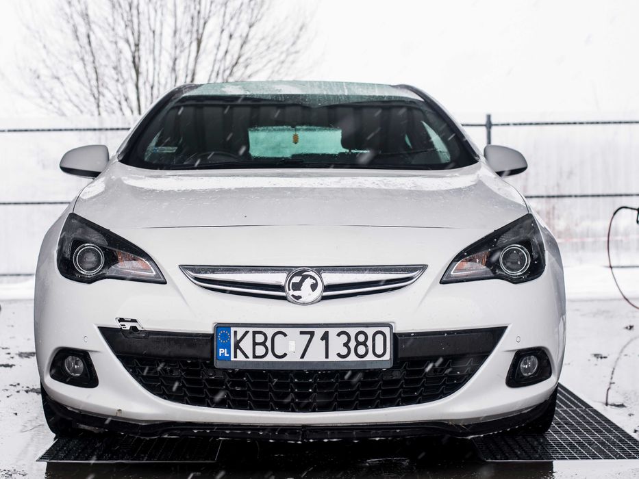 Opel Astra J Coupe GTC 130 KM Panorama Dach 2013 Anglik zarejestrowany