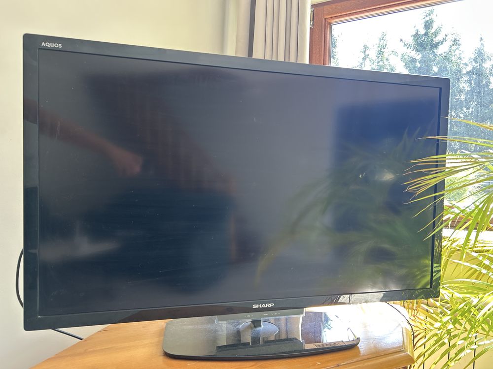 Telewizor sharp aquos 46’