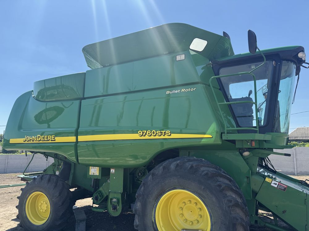 Комбайн Джон Дір 9760 STS