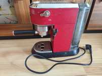 Ekspres kolbowy DeLonghi Dedica