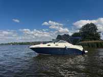 Jacht Motorowy SeaRey 255 Sundancer, Mercruiser , Łódź Motorowa 2008 r