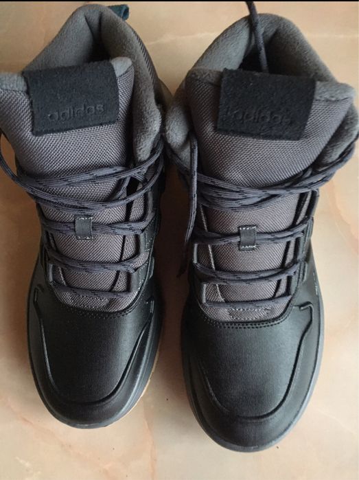 Классные ботинки/кроссовки/сапоги мужские зимние размер 42 Adidas