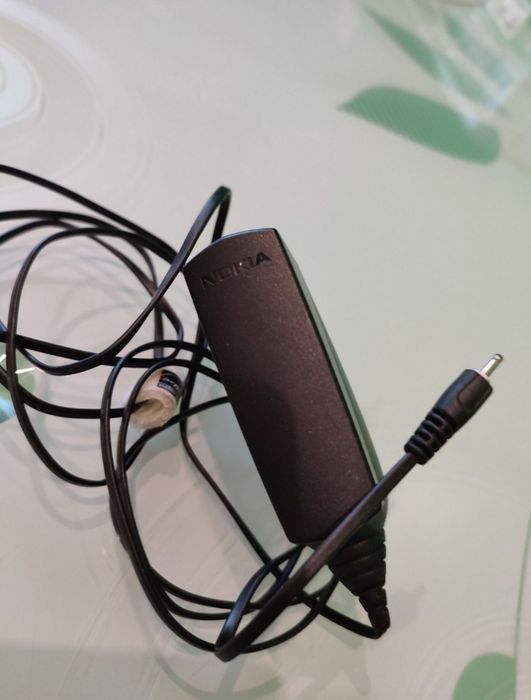 Зарядка до телефону NOKIA