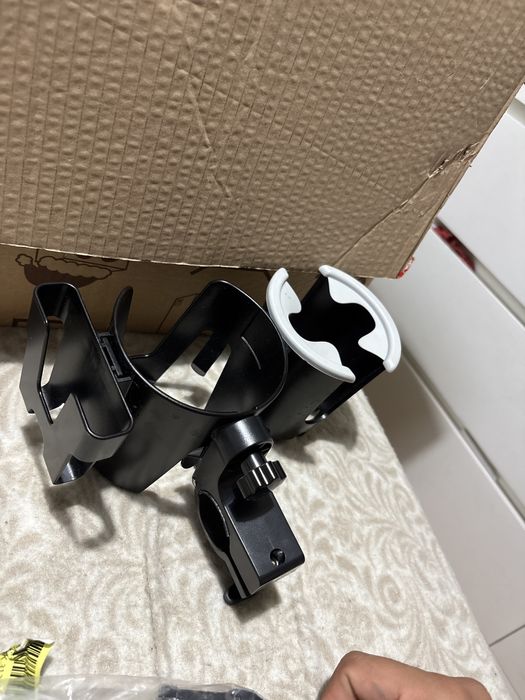 Porta-copos para carinho de bebé