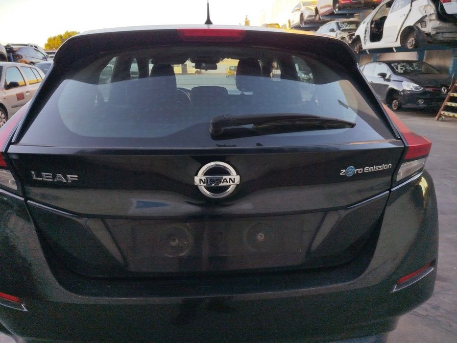 Porta / tampa da mala NISSAN Leaf EV (ZE1)