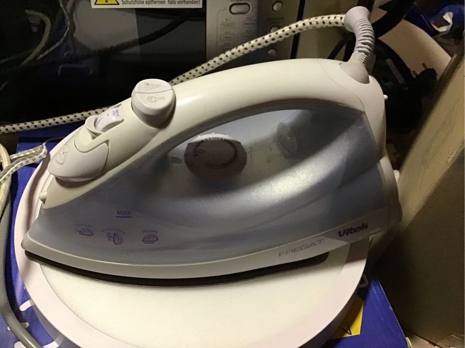 Электрический утюг