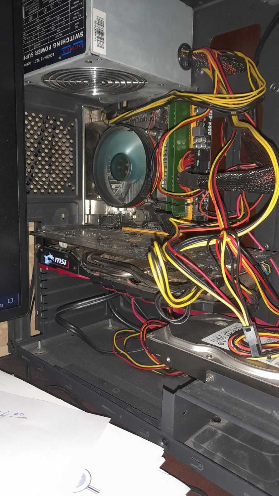 RX 470 (8 ГБ), Intel i3-6100, SSD, HDD 500 Gb, 12 gb ddr4 (s.1151)