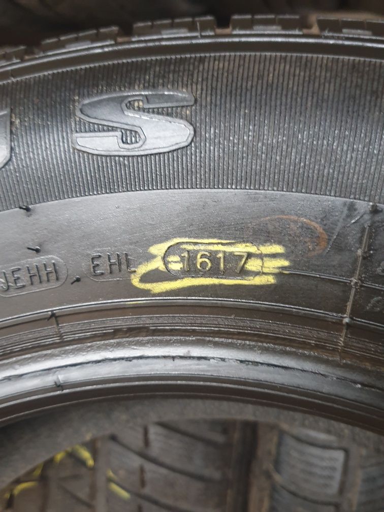 215/65R16C 109/107R Minerva Ice-Plus S110      Z253/80A