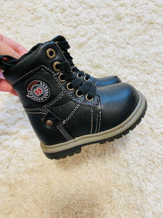 Зимові черевики для хлопчика