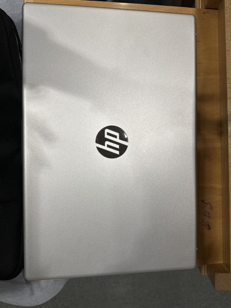 computador HP totalmente novo