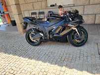 Kawasaki ninja vinte  mil kms