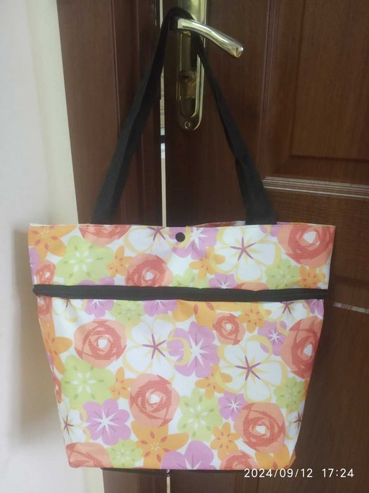 Сумка легка та складна для покупок з висувними подвійними колесами