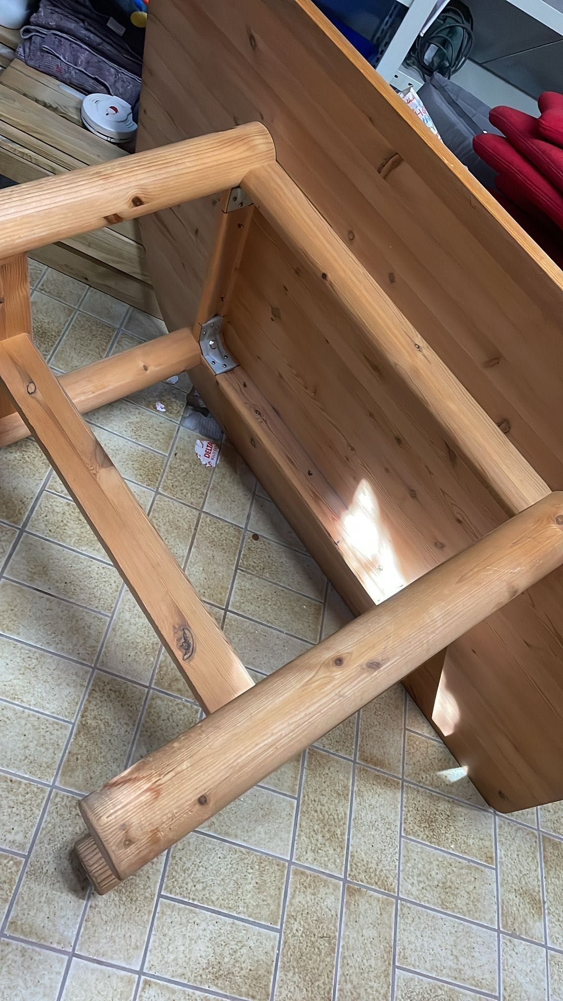 Rogówka + stół + 4 krzesła masywne drzewo,