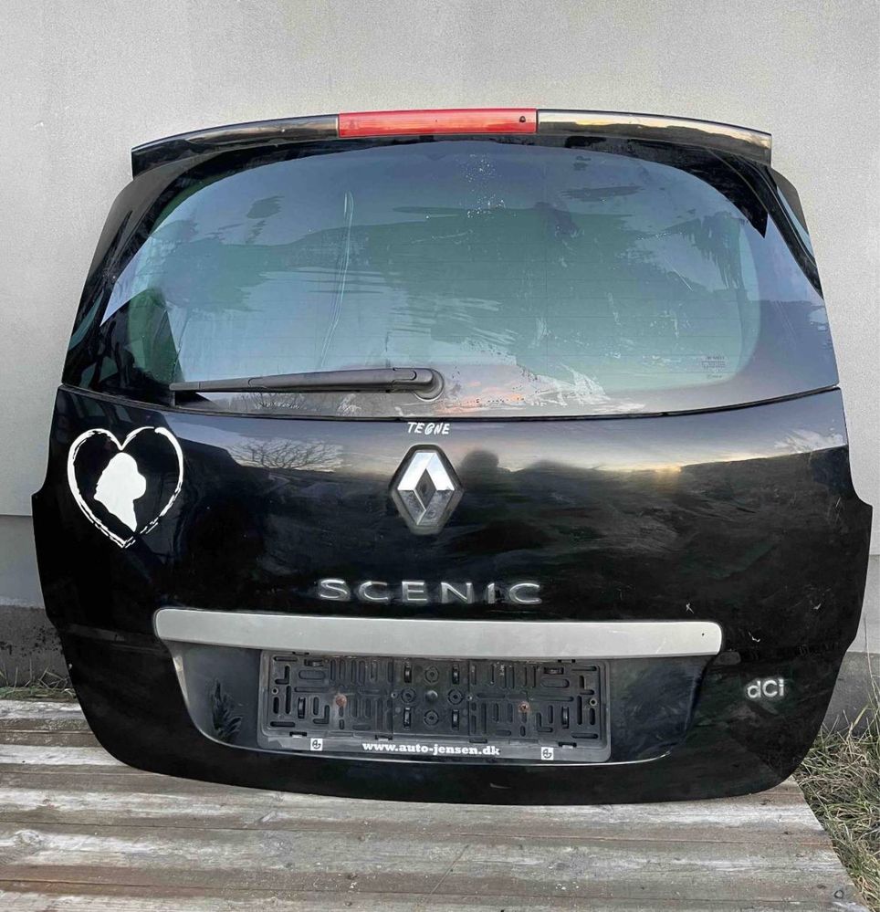 Ляда / Кришка багажника / Кляпа Renault Scenic 3 (2009-2015)