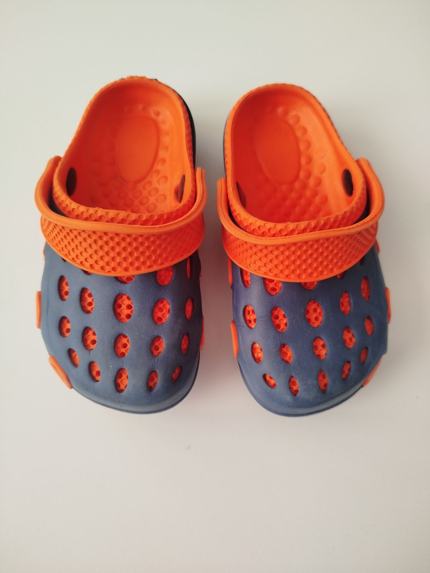Crocsy granatowe
