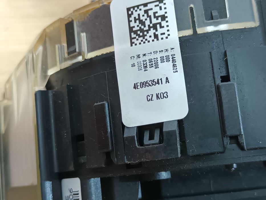 Przełącznik zespolony manetki pająk taśma tempomat AUDI A6 C6 Q7 4L