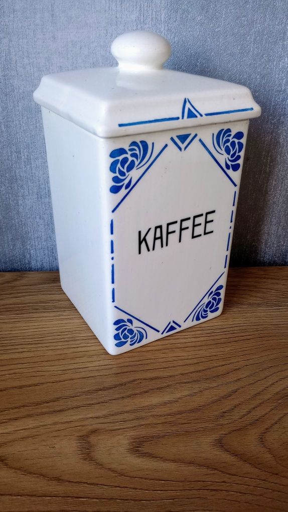 Stary porcelanowy pojemnik na kawę