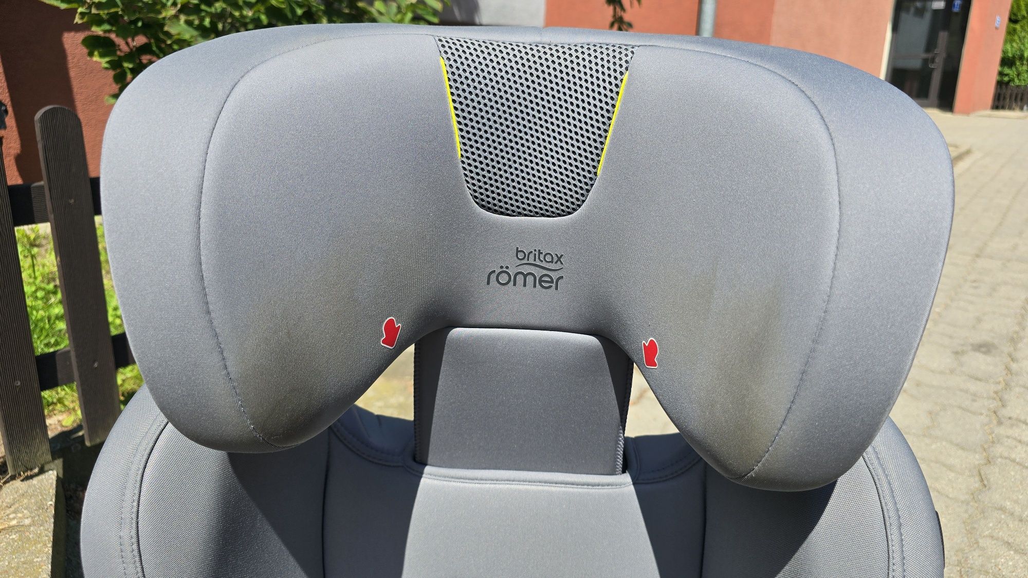 Fotelik samochodowy Britax Romer Kidfix III M