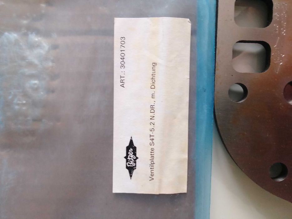 Plyta zaworowa z uszczelka BITZER S4T-5. 2N.DR