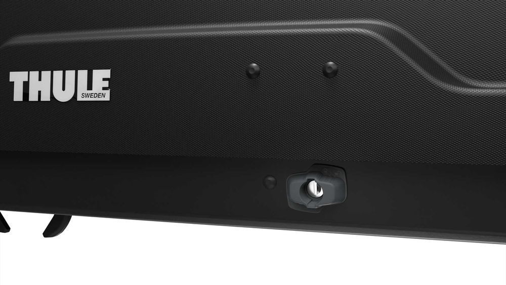 Thule Force XT L box dachowy czarny aeroskin