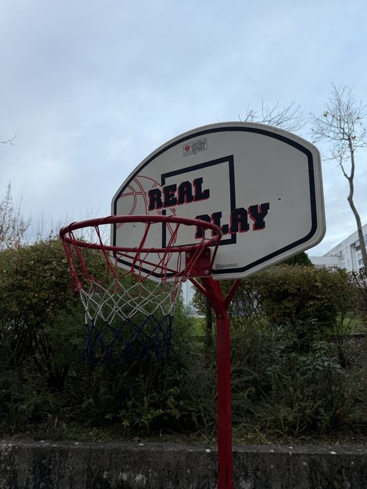 Cesto / tabela de basquetebol portátil – “Real Play”
