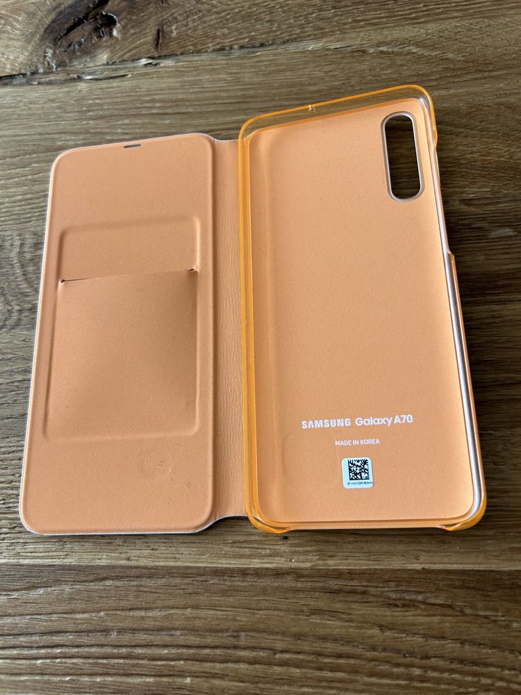 Smartphone Samsung A70 biały perłowy stan idealny